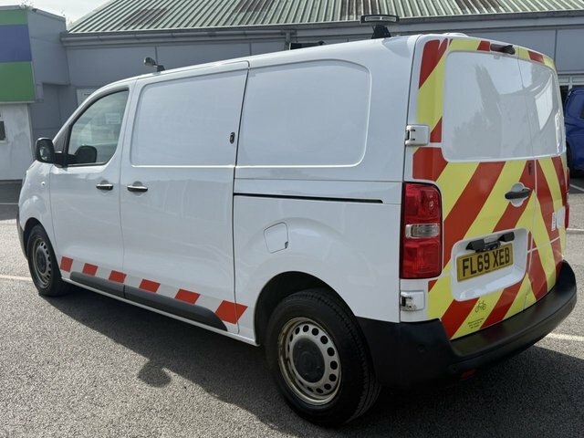 Vauxhall Vivaro 1.5 Turbo D 2900 Edition Panel Van Manu FL69XEB White #5