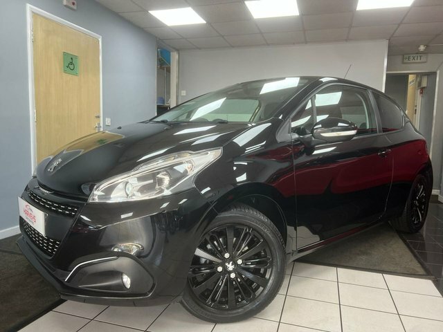 Peugeot 208 1.2 Puretech Black Edition Hatchback Ma VO18HWP Black #5