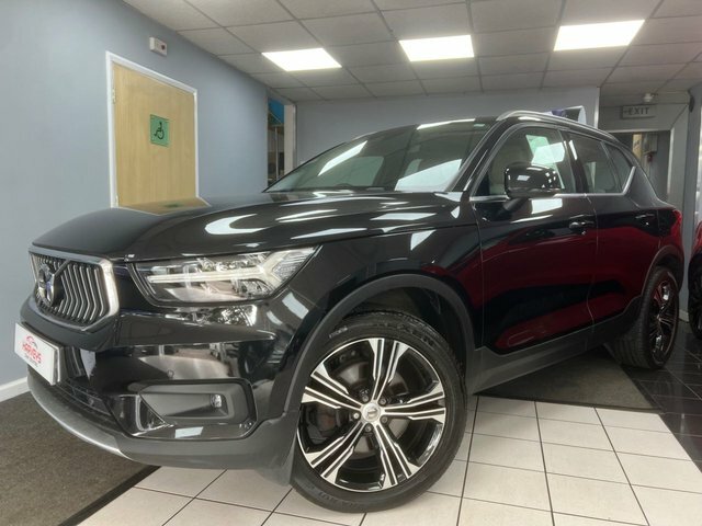 Volvo XC40 2.0 D4 Inscription Pro Suv Awd Eur CN68TKC Black #4