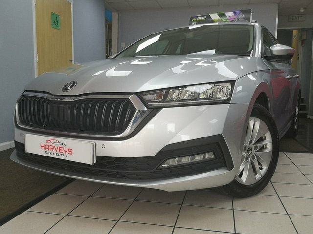Skoda Octavia 1.5 Tsi Act Se Technology Estate BD21FYH Silver #6