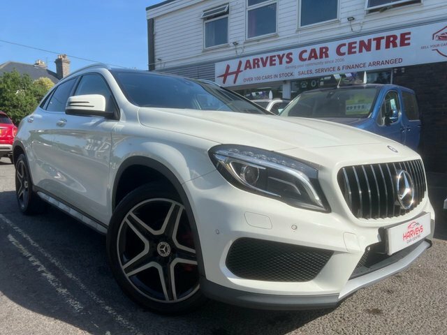 Mercedes-Benz GLA Class 1.6 Gla200 Amg Line Premium Plus Suv White
