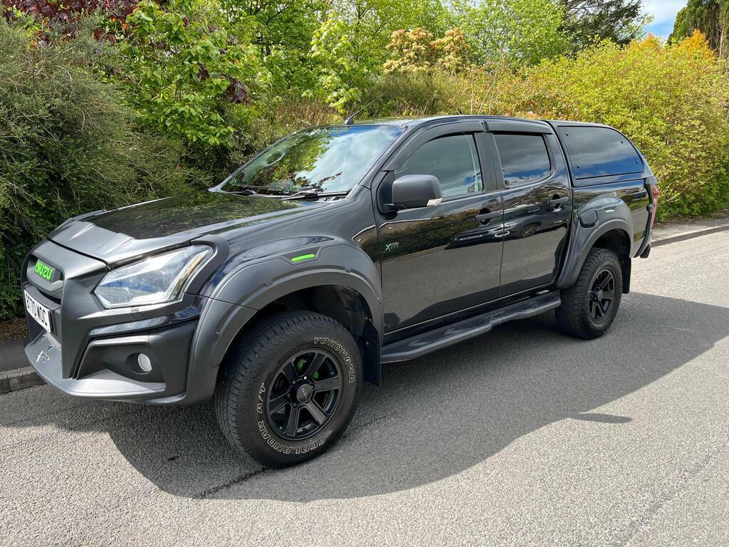 Isuzu D-Max 1.9 Td Xtr 4Wd Euro 6 Black #4