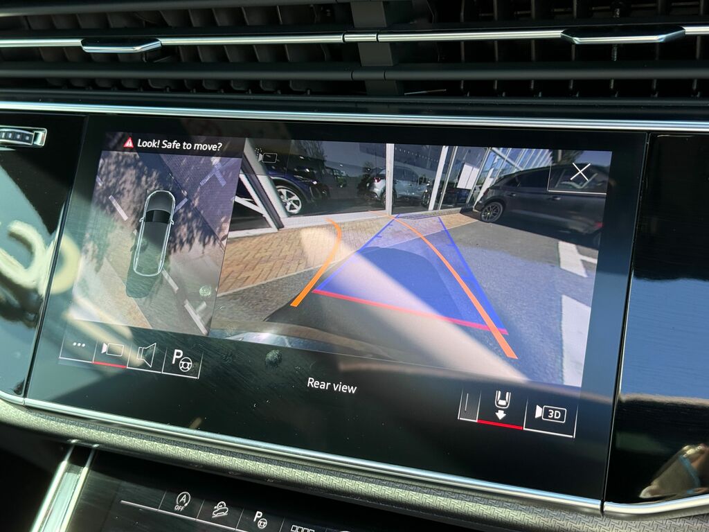 Audi RSQ8 Performance HX75YFG Blue #5
