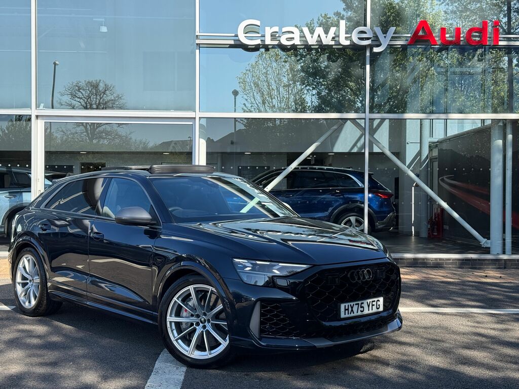 Audi RSQ8 Performance Blue