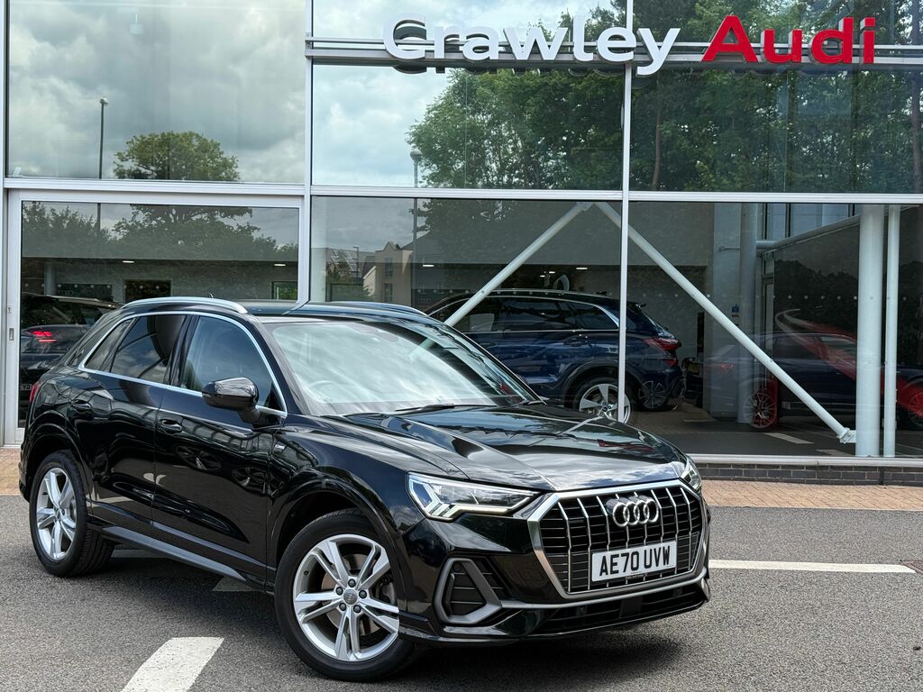 Audi Q3 S Line Black