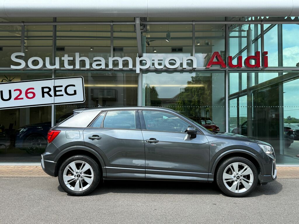 Audi Q2 S Line GL23CGZ Black #2