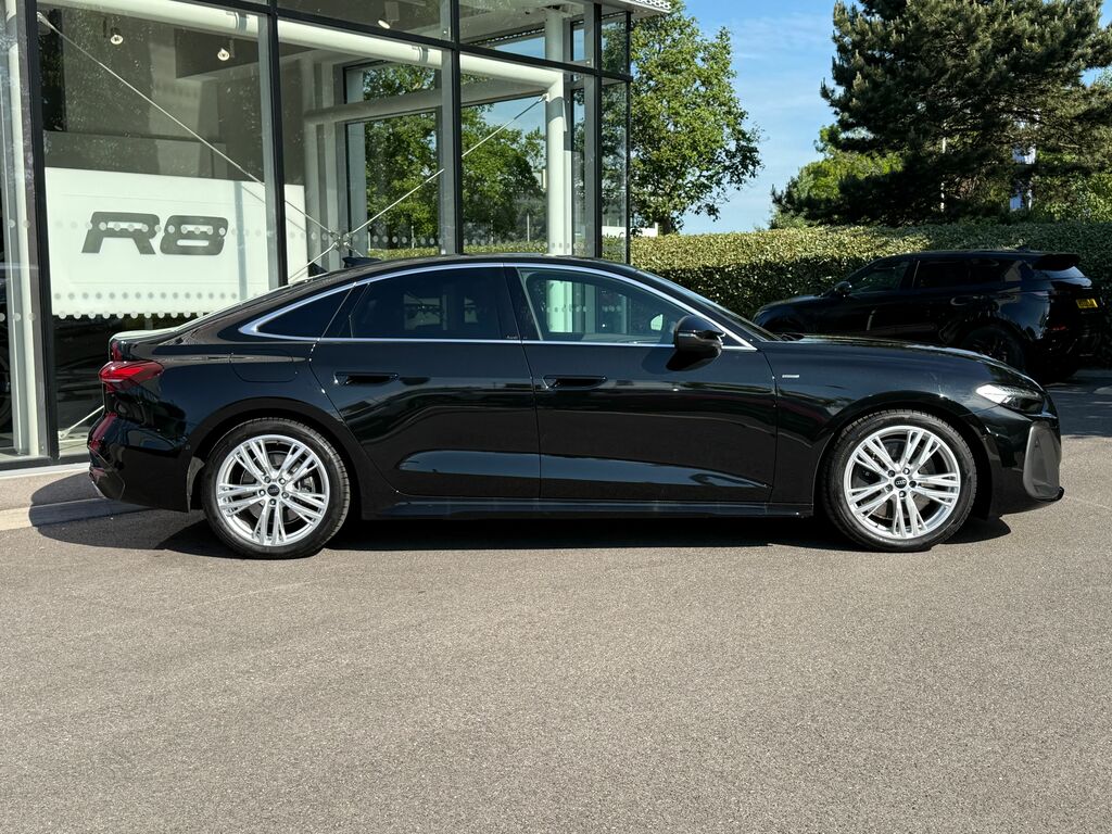 Audi A5 S Line Black #2
