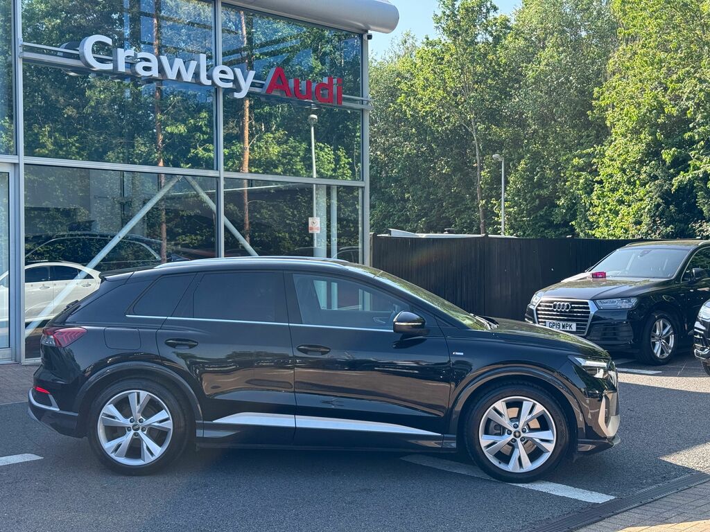 Audi Q4 E Tron S Line MJ72ATK Black #2