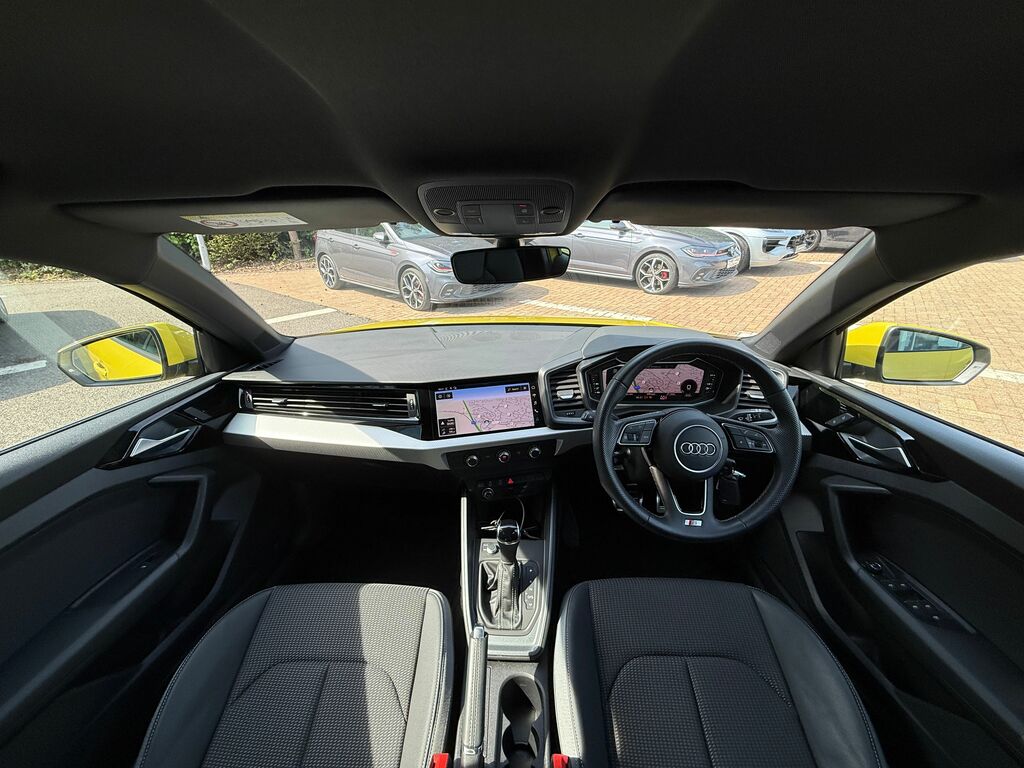 Audi A1 S Line GV23UCT Black #3