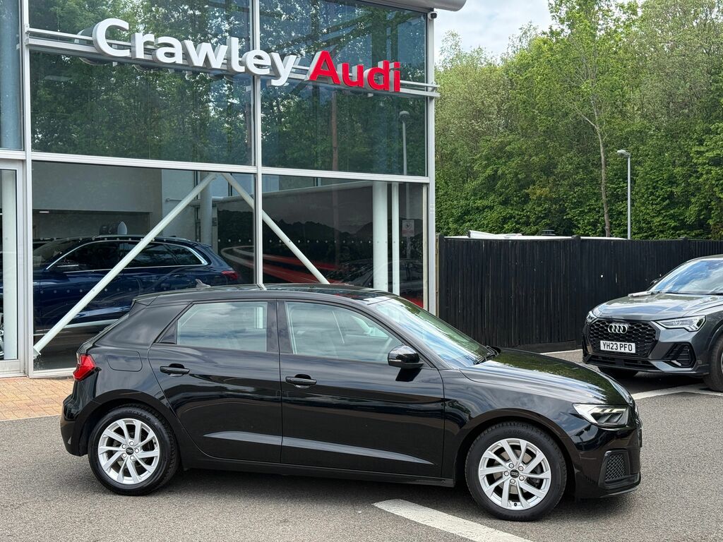 Audi A1 Sport Black #2