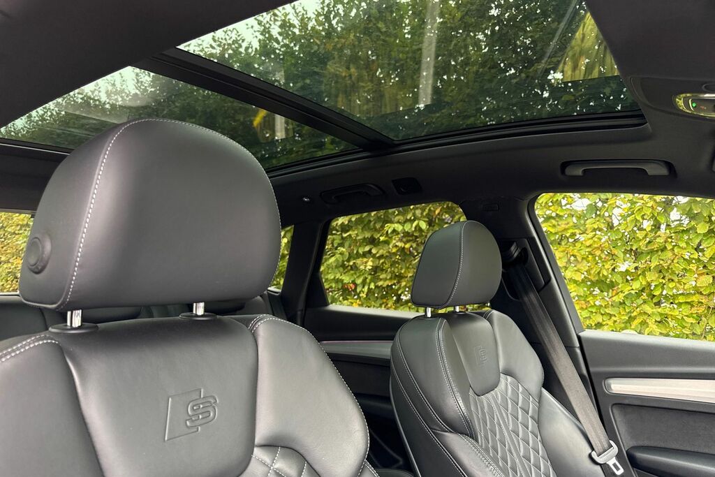 Audi Q5 Hybrid PA21URM Black #4