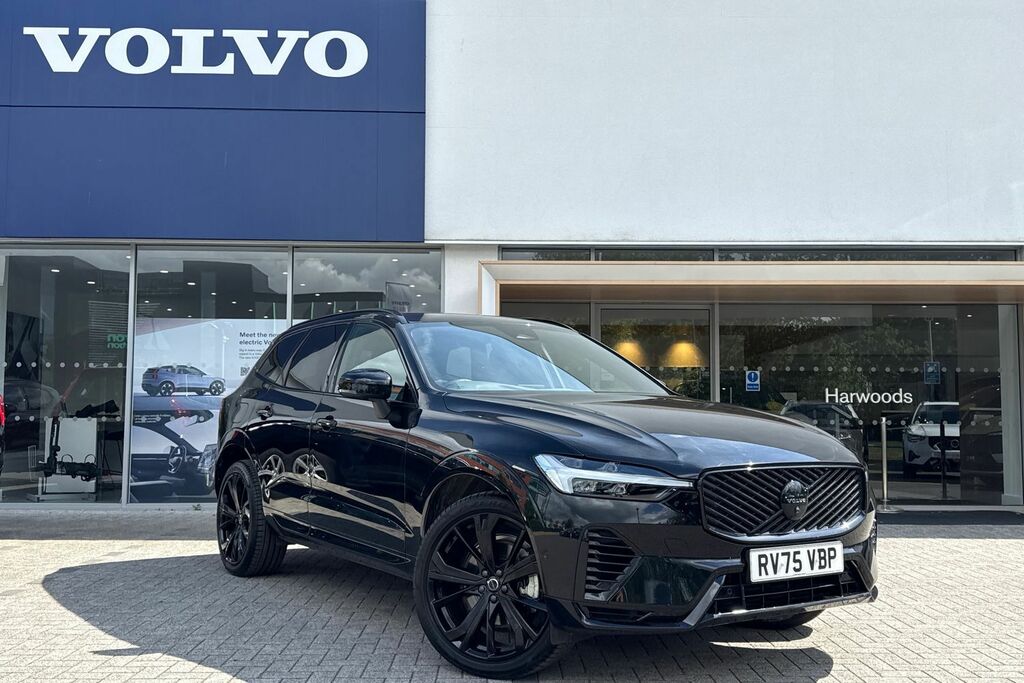 Volvo XC60 Plus Black Edition Black