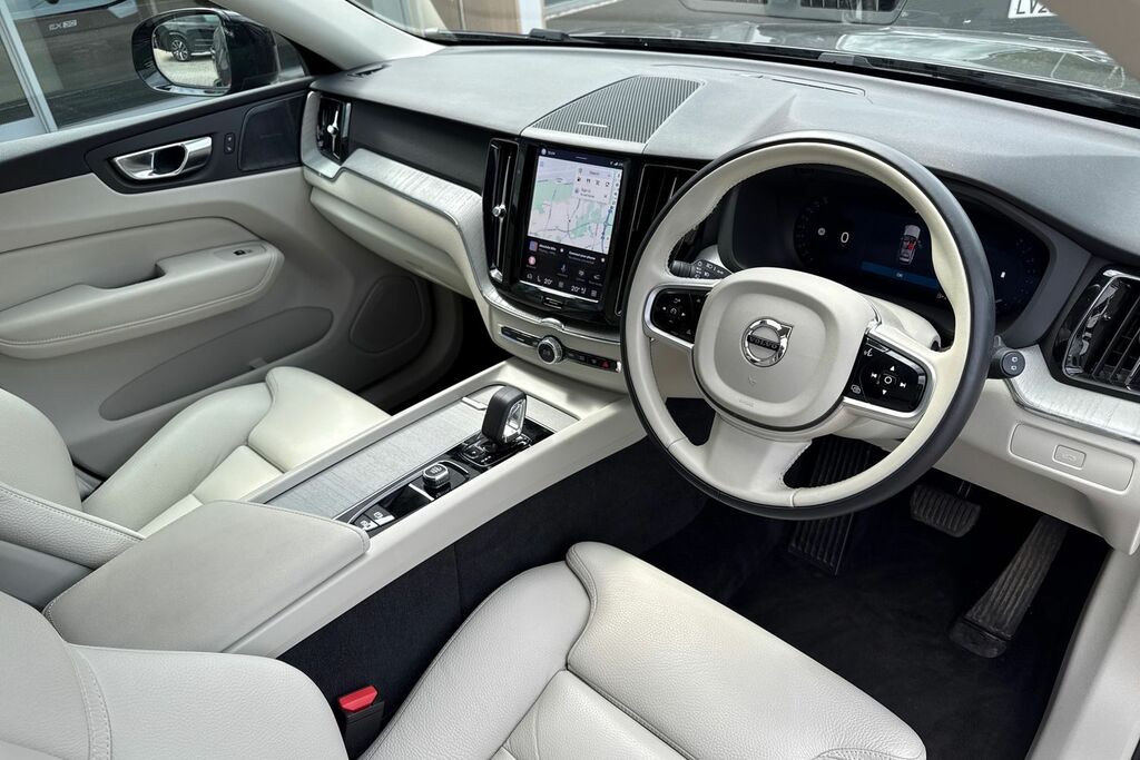 Volvo XC60 Plus RA74AVD Black #6