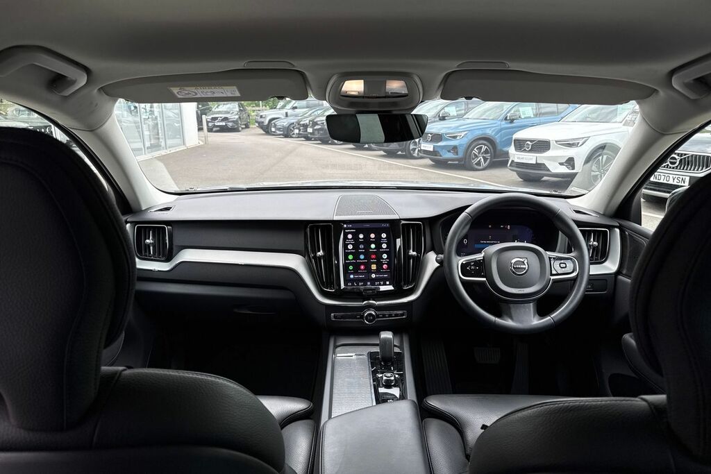 Volvo XC60 Plus YL72XWE Black #3