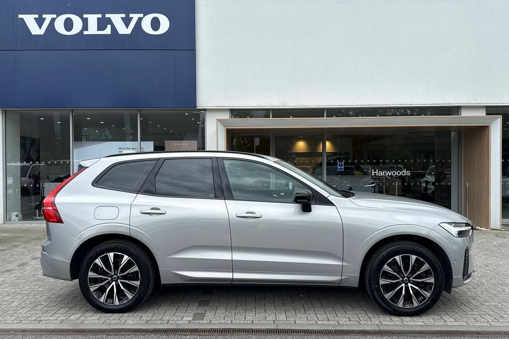 Volvo XC60 Plus YL72XWE Black #2