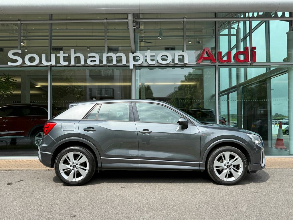 Audi Q2 S Line LS23NHK Black #2