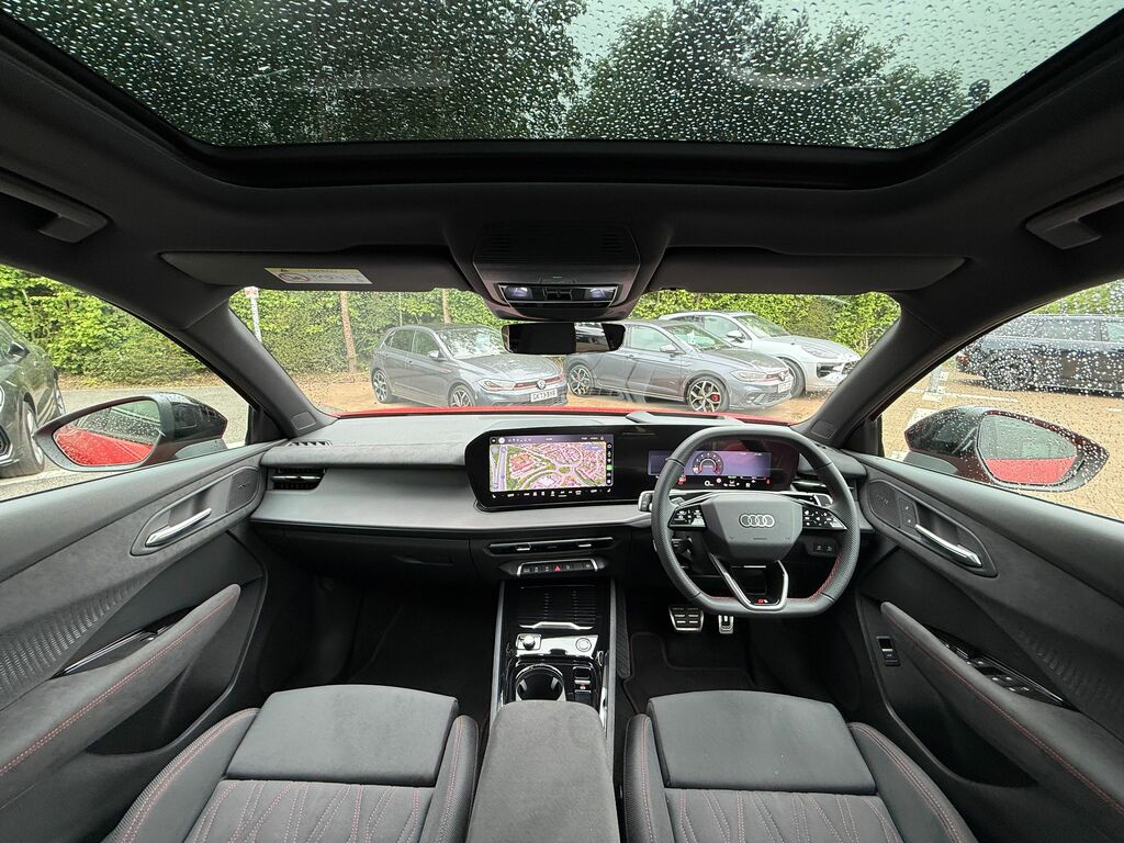 Audi Q3 Edition 1 GU26ENV Red #3