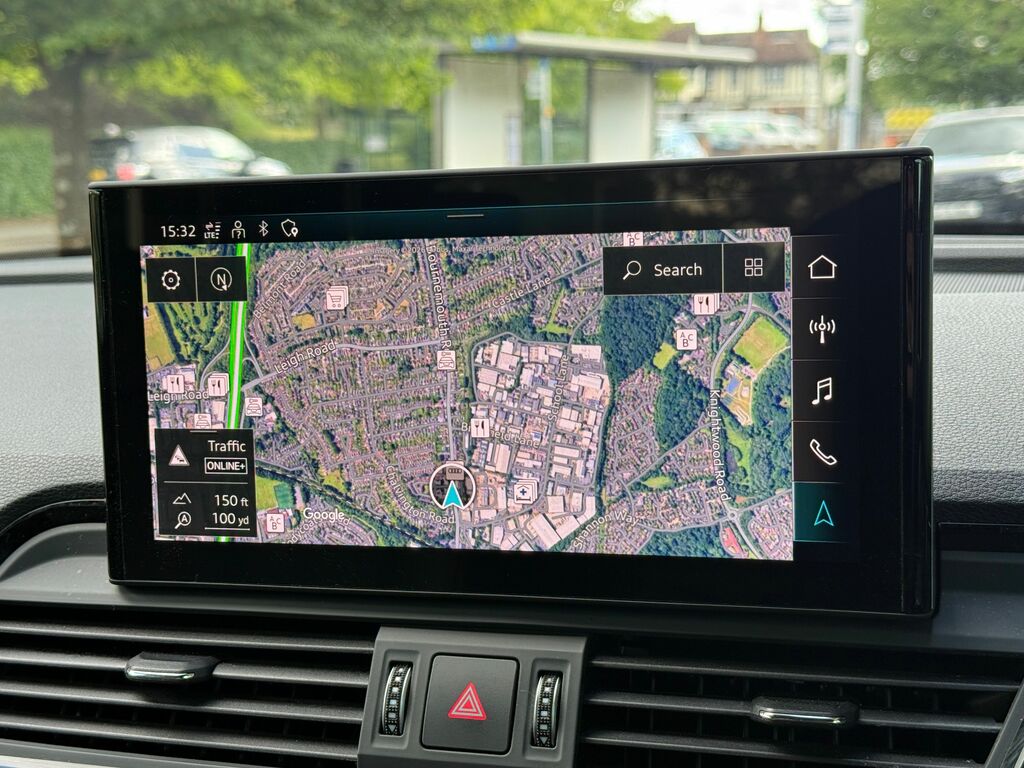 Audi Q5 Black Edition WF24YWO Black #4