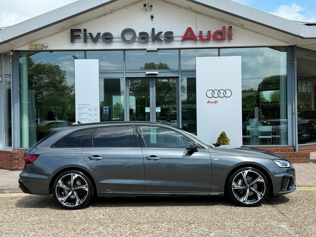 Audi A4 Black Edition GY22TWM Black #2