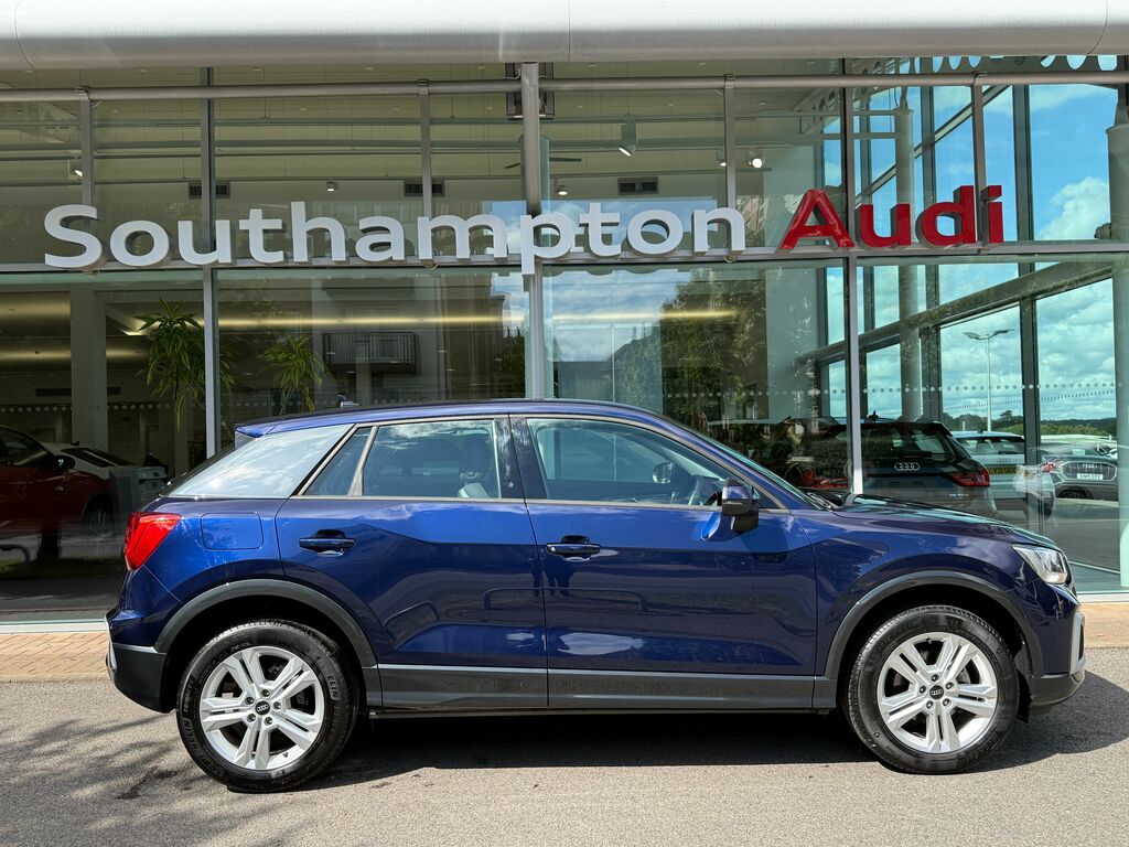 Audi Q2 Sport Blue #2