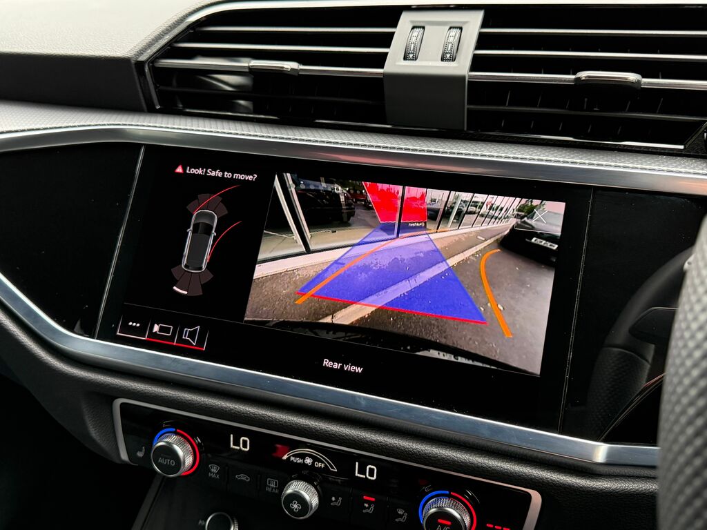 Audi Q3 S Line Black #3