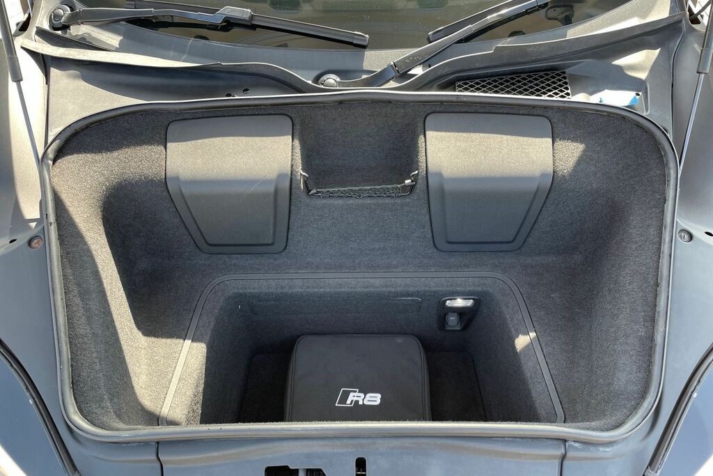 Audi R8 V10 Plus Quattro Grey #33
