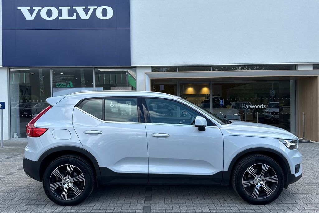 Volvo XC40 Inscription LX20HLJ Black #2