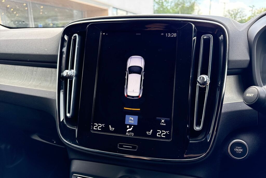 Volvo XC40 Inscription LX20HLJ Black #4