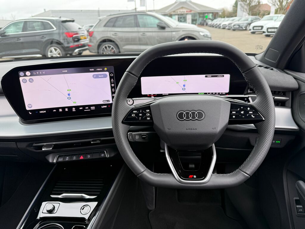 Audi Q3 S Line GV75YRW Black #6