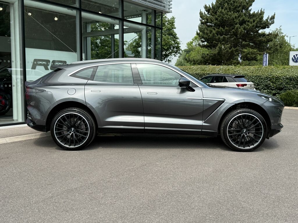 Aston Martin DBX Petrol Black
