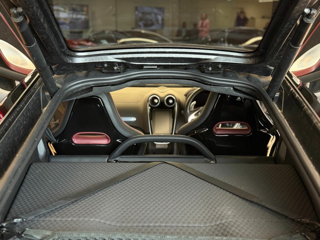 McLaren GT Premium And Practicality Pack Black #24