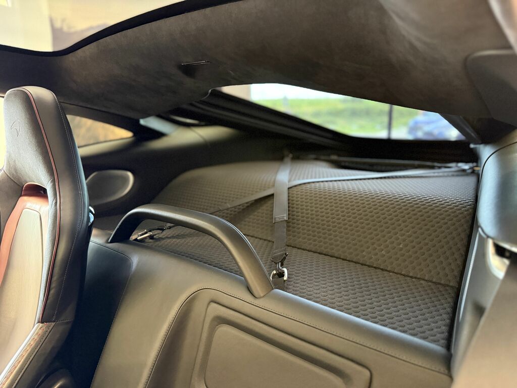 McLaren GT Premium And Practicality Pack Black #17