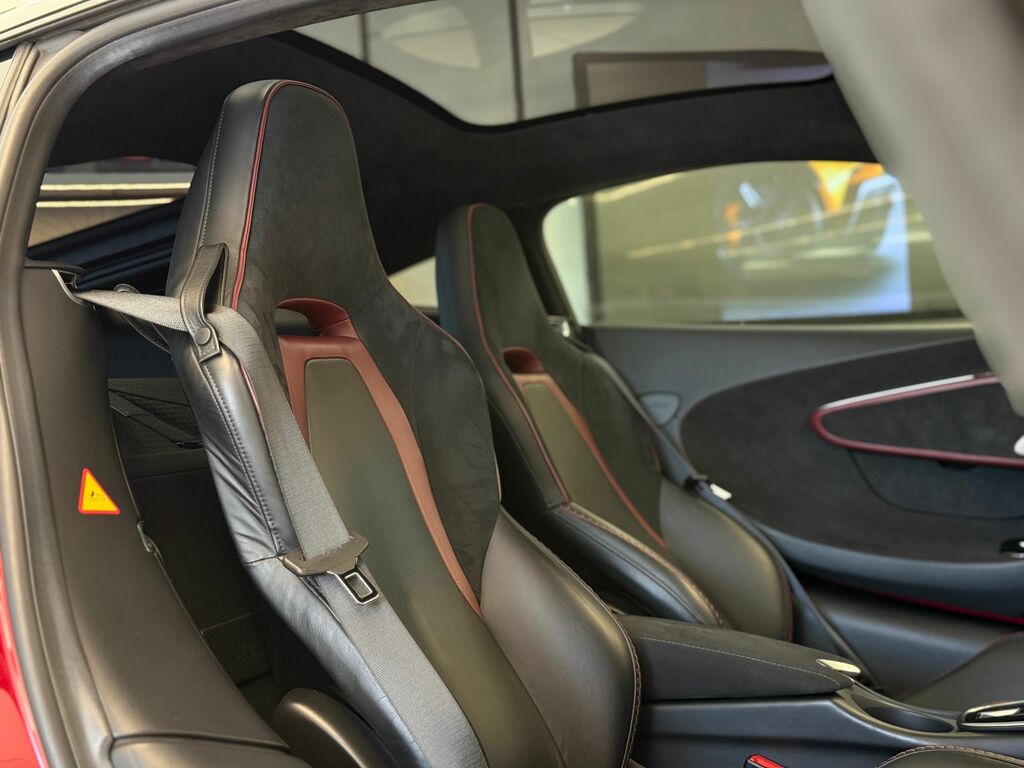 McLaren GT Premium And Practicality Pack Black #7