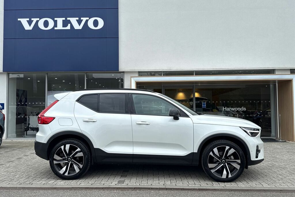Volvo XC40 Ultra RV75LYC Black #2