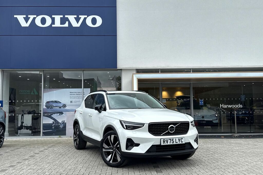 Volvo XC40 Ultra Black