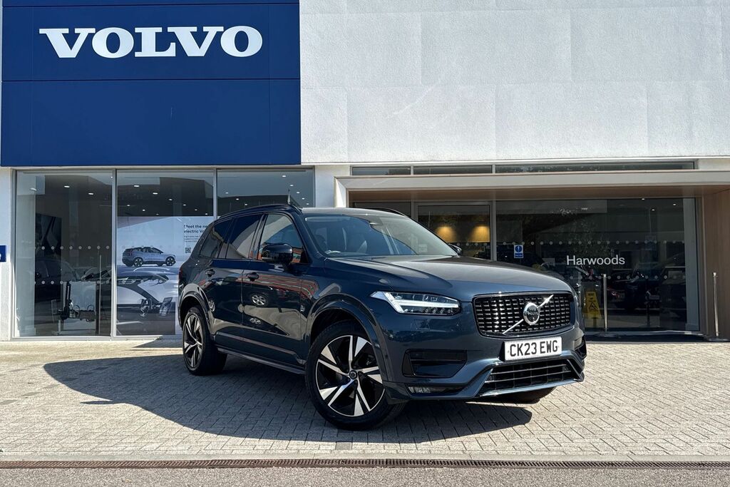Volvo XC90 Plus Blue