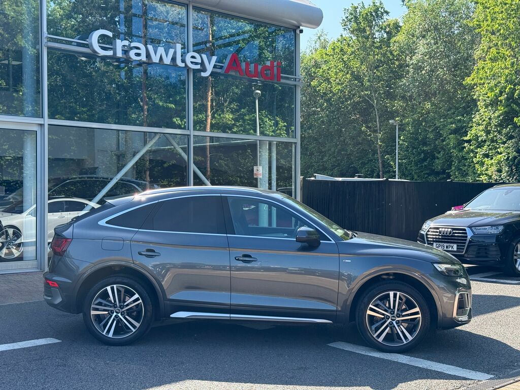 Audi Q5 S Line GV72SBY Black #2