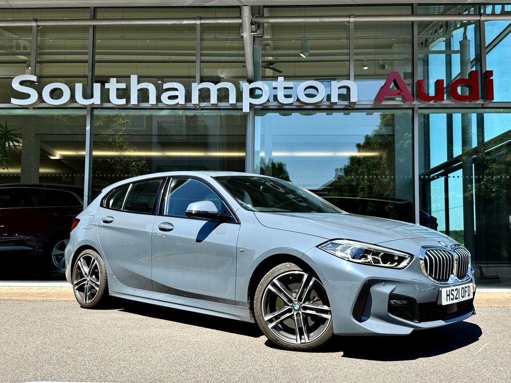 BMW 1 Series M Sport Black