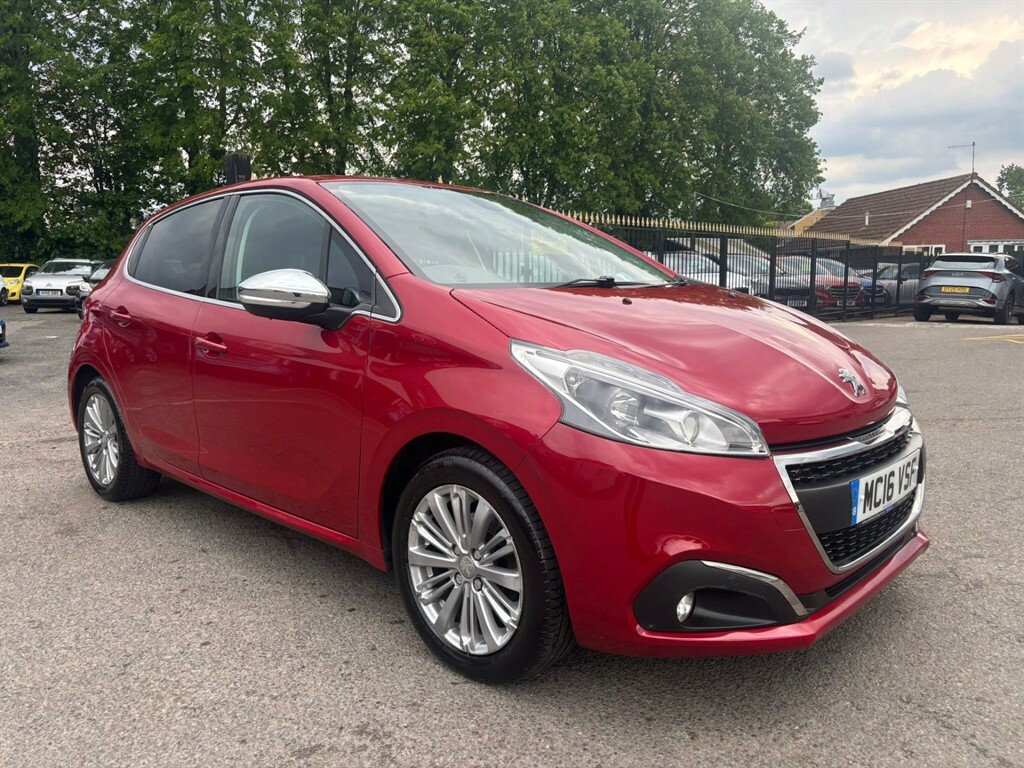 Peugeot 208 1.2 Puretech Allure Hatchback Eat Euro Red