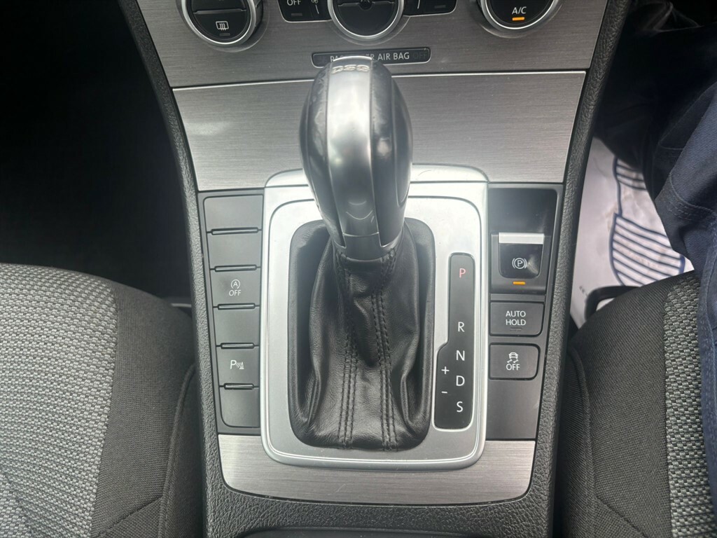 Volkswagen Passat 2.0 Tdi Bluemotion Tech Highline Estate Grey #3