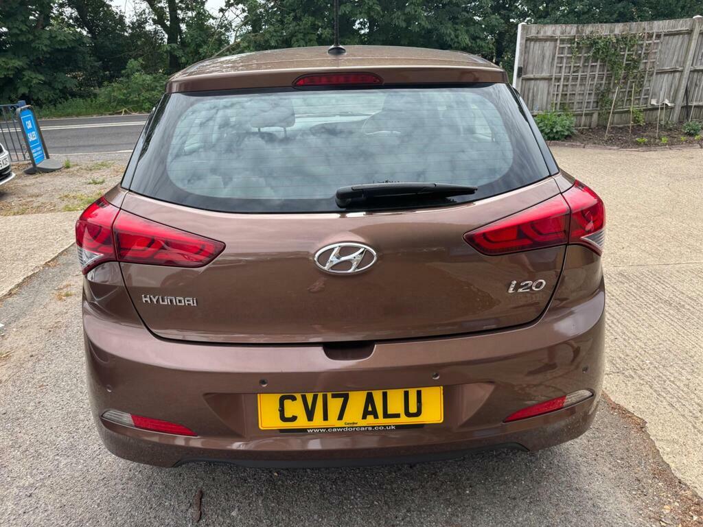 Hyundai I20 1.2 Se Euro 6 CV17ALU Brown #6