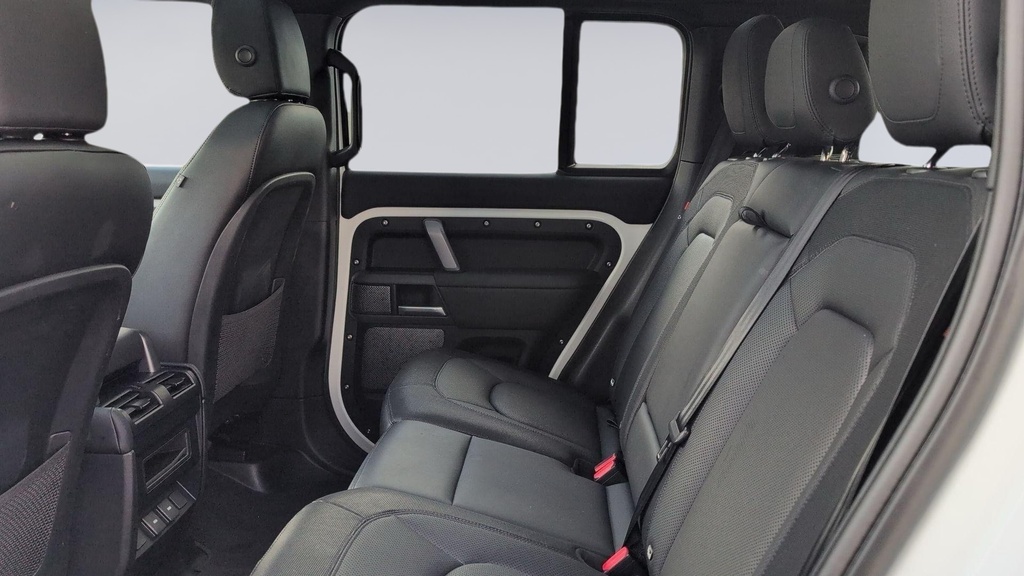 Land Rover Defender 110 D250 X-dynamic Se Fuji White LJ24VNU White #4