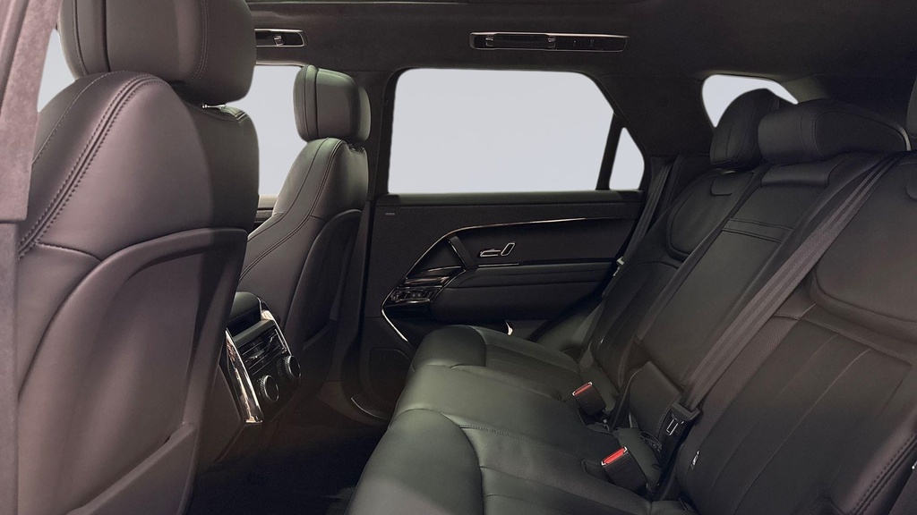 Land Rover Range Rover Sport P550e Santorini Black OE24FLC Black #4