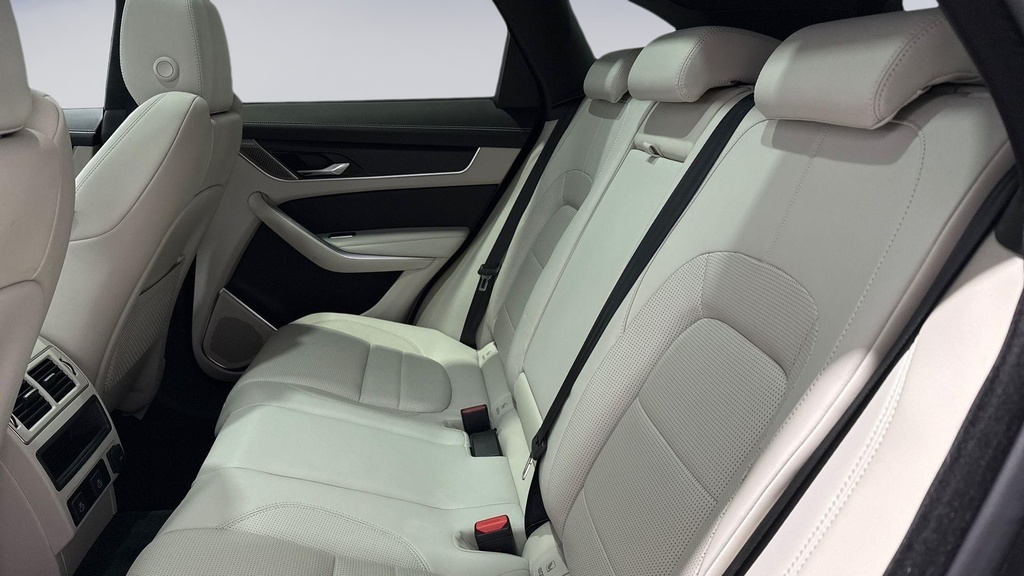 Jaguar F-Pace D200 R-dynamic Hse Black 90Th Anniversary Edition KW74MYS Black #4