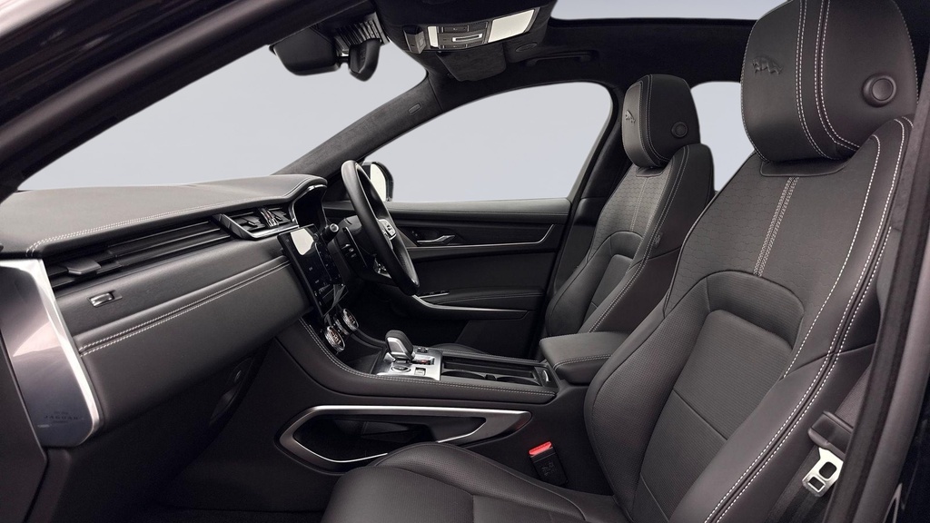 Jaguar F-Pace D200 R-dynamic Hse Black 90Th Anniversary Edition KR74UGS Black #3