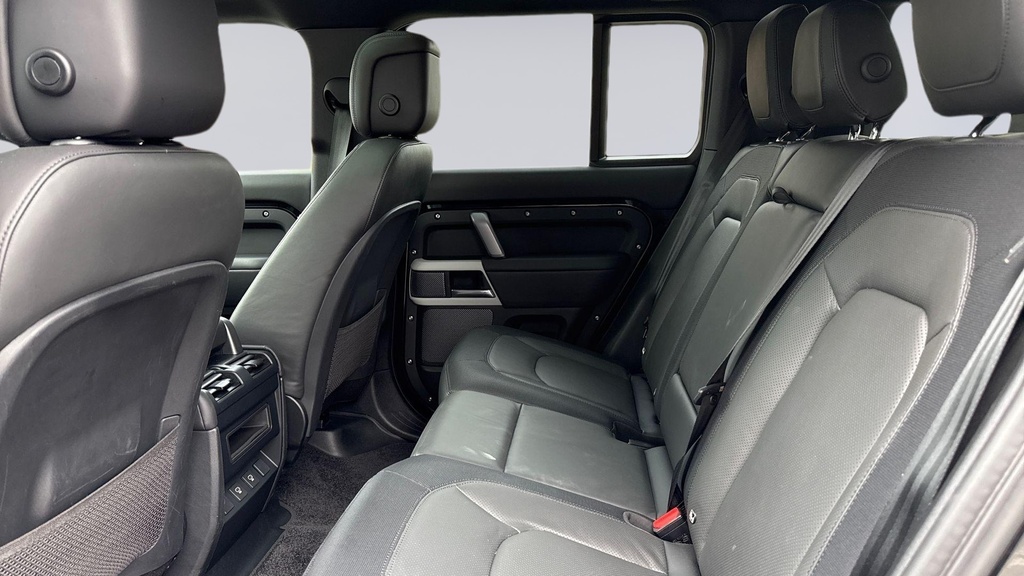 Land Rover Defender 110 D250 X-dynamic Hse Santorini Black PK24GOP Black #4