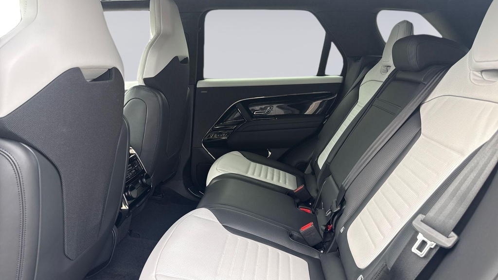 Land Rover Range Rover Sport P635 V8 Sv Ultimate Edition Obsidian Black PJ26XSM Black #4