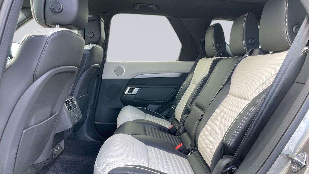 Land Rover Discovery D300 Dynamic Hse Silicon Silver YX24LNO Silver #4
