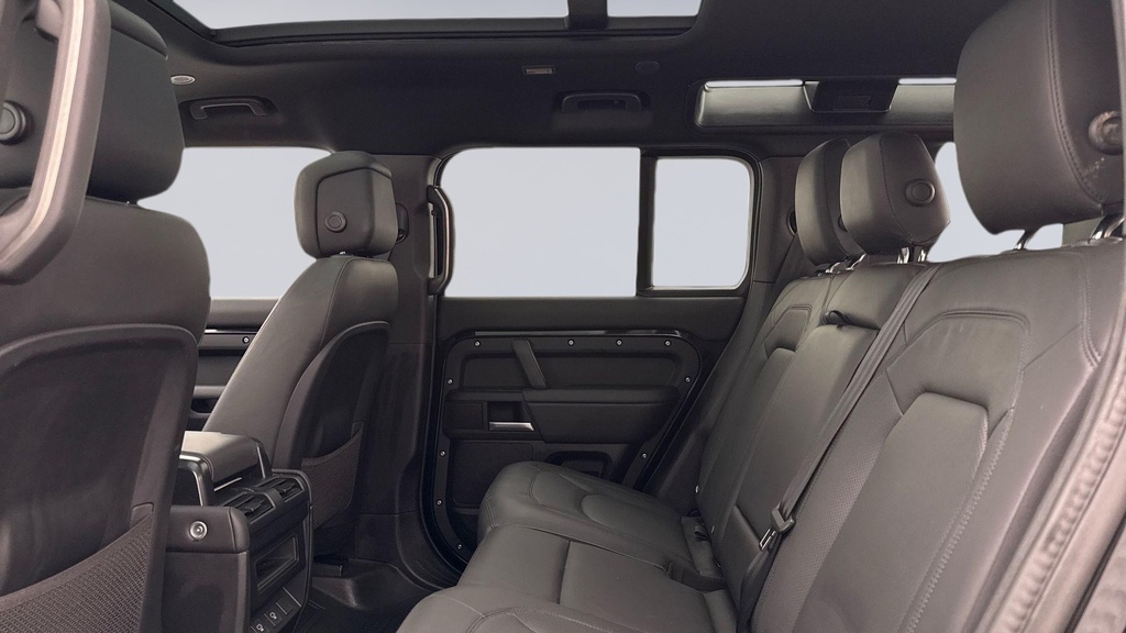 Land Rover Defender 110 P300e X-dynamic Hse Santorini Black KT74XOS Black #4