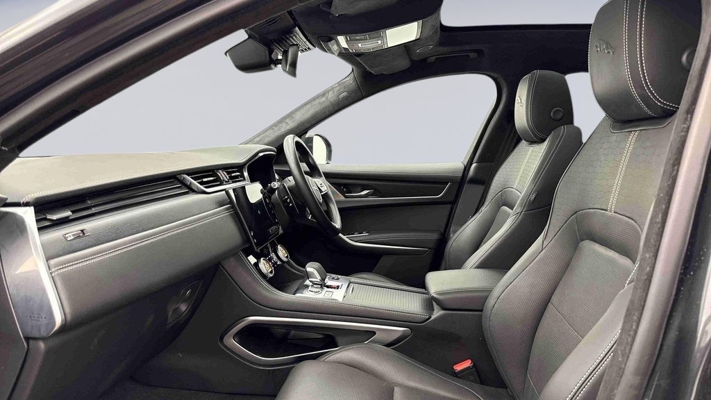 Jaguar F-Pace D200 R-dynamic Hse Black 90Th Anniversary Edition KT74EUV Grey #3